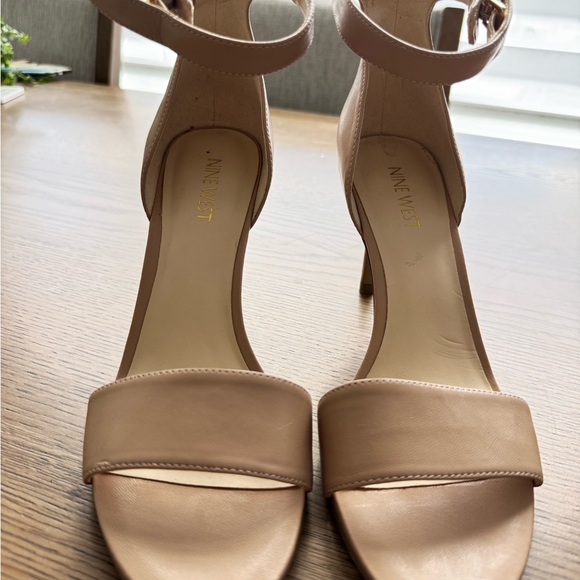 Nine West Women's Tan Heeled Sandals - Picture 5 of 6